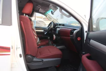 Toyota Hilux 2.7L Petrol 4wd 2023 white
