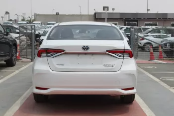 Toyota Corolla 1.8L HYBRID FWD 2023 WHITE