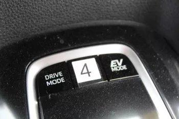 Toyota Corolla 1.8L HYBRID FWD 2023 WHITE