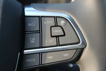 Toyota Crown Kluger E-four 2.5L Petrol awd 2023 black