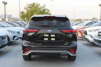 Toyota Crown Kluger E-four 2.5L Petrol awd 2023 black