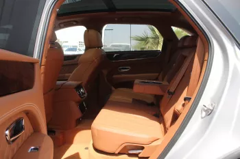 Bentley Bentayga 4.0 V8 twin-turbocharged petrol engine 2022 BRONZE