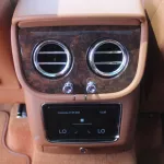 Bentley Bentayga 4.0 V8 twin-turbocharged petrol engine 2022 BRONZE - Thumbnail 21