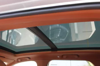 Bentley Bentayga 4.0 V8 twin-turbocharged petrol engine 2022 BRONZE