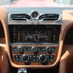 Bentley Bentayga 4.0 V8 twin-turbocharged petrol engine 2022 BRONZE - Thumbnail 13