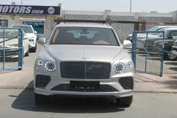 Bentley Bentayga 4.0 V8 twin-turbocharged petrol engine 2022 BRONZE