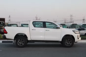 LHD - TOYOTA HILUX 2.4L DIESEL 4WD DOUBLE CAB ACTIVE MT 2023 MODEL YEAR