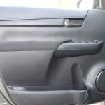 LHD - TOYOTA HILUX 2.4L DIESEL 4WD DOUBLE CAB 2023 ACTIVE MT - OXIDE BRONZE - Thumbnail 6