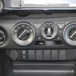 LHD - TOYOTA HILUX 2.4L DIESEL 4WD DOUBLE CAB 2023 ACTIVE MT - OXIDE BRONZE - Thumbnail 11