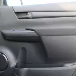 LHD - TOYOTA HILUX 2.4L DIESEL 4WD DOUBLE CAB 2023 ACTIVE MT - OXIDE BRONZE - Thumbnail 20