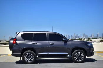 TOYOTA LAND CRUISER PRADO VXR V6 4.0L PETROL 2023 MODEL YEAR