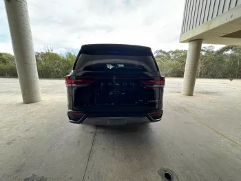 RHD - LEXUS LX600 2023 3.5L V6 PETROL TWIN TURBO ULTRA LUXURY