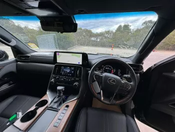 RHD - LEXUS LX600 2023 3.5L V6 PETROL TWIN TURBO ULTRA LUXURY