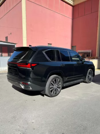LHD - LEXUS LX600 2023 3.5L V6 PETROL TWIN TURBO FULL OPTION