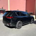 LHD - LEXUS LX600 2023 3.5L V6 PETROL TWIN TURBO FULL OPTION - Thumbnail 3