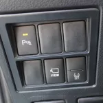 TOYOTA HILUX GR SPORT 4.0L PETROL 4WD 2023 WHITE INSIDE BLACK - Thumbnail 18