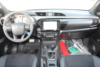 LHD - TOYOTA HILUX 125 4.0L V6 PETROL DOUBLE CAB 4X4 GR 2024 BLACK
