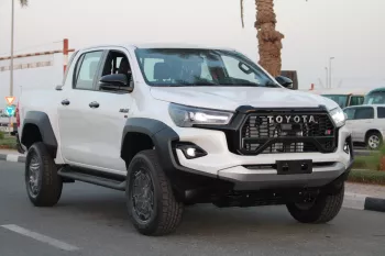 LHD - TOYOTA HILUX 125 4.0L V6 PETROL DOUBLE CAB 4X4 GR 2024 WHITE