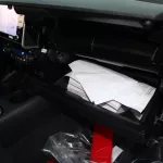 LHD - TOYOTA HILUX 125 4.0L V6 PETROL DOUBLE CAB 4X4 GR 2024 WHITE - Thumbnail 11