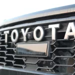 LHD - TOYOTA HILUX 125 4.0L V6 PETROL DOUBLE CAB 4X4 GR 2024 WHITE - Thumbnail 12