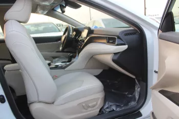 Toyota Camry Limited 3.5L petrol V6 fwd 2023 white inside beige