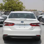 Toyota Camry GLE 2.5L Petrol fwd 2023 white - Thumbnail 4