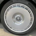 LHD - ROLLS ROYCE PHANTOM EXTENDED OLIVE GREEN 2023 MODEL YEAR - Thumbnail 16