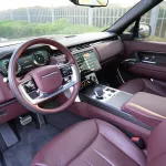 Land Rover Range Rover 3.0 petrol awd 2023 black - Thumbnail 13