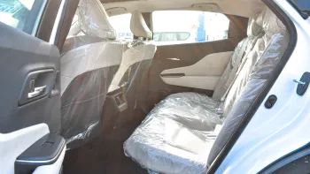 Toyota Crown 2.5L Hybrid fwd 2023 white