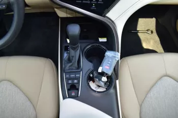 2024 MODEL TOYOTA CAMRY LE HYBRID 2.5L E-CVT