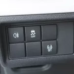 Toyota Veloz 1.5l PETROL FWD 2023 SILVER - Thumbnail 8
