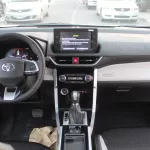 Toyota Veloz 1.5l PETROL FWD 2023 SILVER - Thumbnail 15