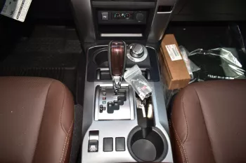 TOYOTA 4RUNNER LIMITED V6 4.0L PETROL 7 SEAT 4WD 2023 MODEL YEAR