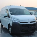 New 2023 Toyota Hiace Manual 2.8L Diesel white-for export-only - Thumbnail 3