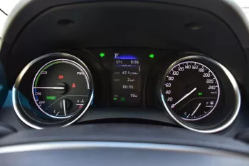 TOYOTA CAMRY GLE HYBRID 2.5L E-CVT 2024 MODEL YEAR