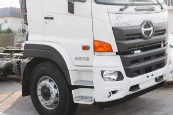 HINO TRUCK 500 2836 SERIES 28 TONS CAB & CHASSIS MT DSL 2023