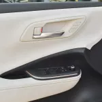 Toyota Crown V6 3.6L FWD Hybrid 2024 White Color - Thumbnail 7