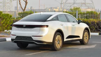 Toyota Crown V6 3.6L FWD Hybrid 2024 White Color
