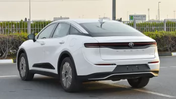 Toyota Crown V6 3.6L FWD Hybrid 2024 White Color