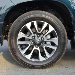 Toyota Prado VXR V6 4.0L Petrol 4WD Black Color - Thumbnail 18