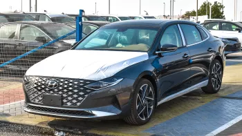 Hyundai Azera V6 3.5L FWD 2023 Model Year Gray Color