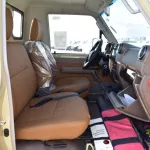 2022 TOYOTA LAND CRUISER SINGLE CAB 79 HERITAGE EDITION V6 4.0L PETROL - Thumbnail 6