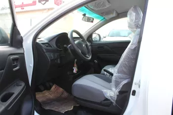 MITSUBISHI L200 2.4L S/C 4X2 M/T BSC PETROL 2022