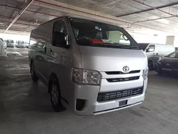 TOYOTA HIACE 3,0L DIESEL STANDARD ROOF PANNEL VAN MANUAL 2020
