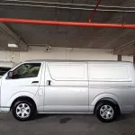 TOYOTA HIACE 3,0L DIESEL STANDARD ROOF PANNEL VAN MANUAL 2020 - Thumbnail 4