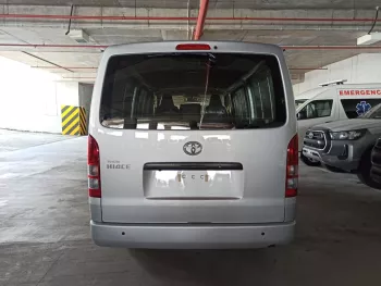 TOYOTA HIACE 3,0L DIESEL STANDARD ROOF PANNEL VAN MANUAL 2020