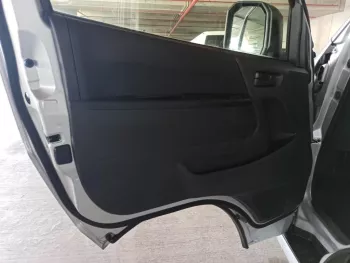 TOYOTA HIACE 3,0L DIESEL STANDARD ROOF PANNEL VAN MANUAL 2020