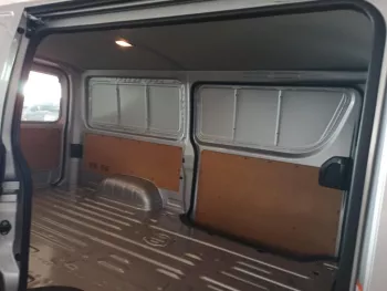 TOYOTA HIACE 3,0L DIESEL STANDARD ROOF PANNEL VAN MANUAL 2020