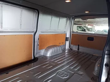 TOYOTA HIACE 3,0L DIESEL STANDARD ROOF PANNEL VAN MANUAL 2020