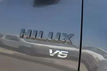 Toyota Hilux ADVENTURE 4.0L PETROL 4WD 2023 GREY